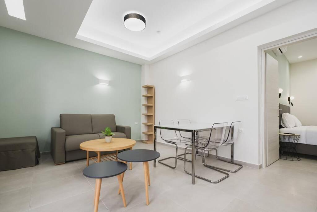 Peris 3 - Central Apt Near Old Town - Ac, Wifi Chania  Exterior photo